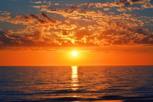 Julian's : Comino Blue Lagoon Sunset Cruise by Speedboat (croisière en bateau rapide au coucher du soleil)