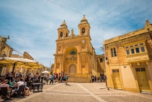 Perinnön aallot: risteily ja vintage-bussikierros yhdistettynä
