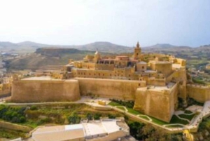 St Julian's/Sliema: koko päivän avoin bussi Gozoon ja Cominon luolat