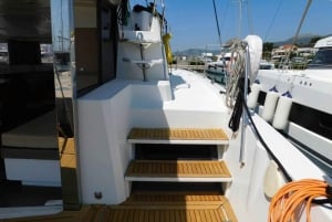 St. Paul's Bay: Half-Day Scenic Catamaran Tour with Drinks