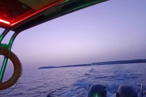 Zachód słońca: Błękitna Laguna, Kryształowa Laguna, prywatna łódź motorowa na Malcie