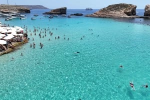 Zachód słońca: Błękitna Laguna, Kryształowa Laguna, prywatna łódź motorowa na Malcie