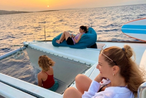 Sunset Sailing Yoga Experience