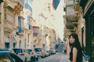 فاليتا: جلسة تصوير للأزواج والأفراد بأسلوب الأفلام