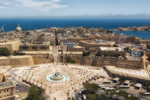 Valletta Full-Day Guided Tour in French w/ Lunch & Transport