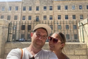 Spökjakt i Valletta: Utomhusflyktsspel