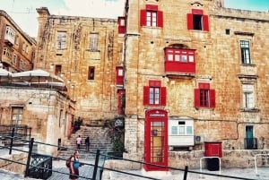 Valletta: Guidet spasertur med valgfri omvisning i katedralen