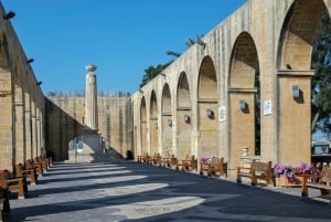 Valletta: Highlights Self-Guided Scavenger Hunt & City Tour
