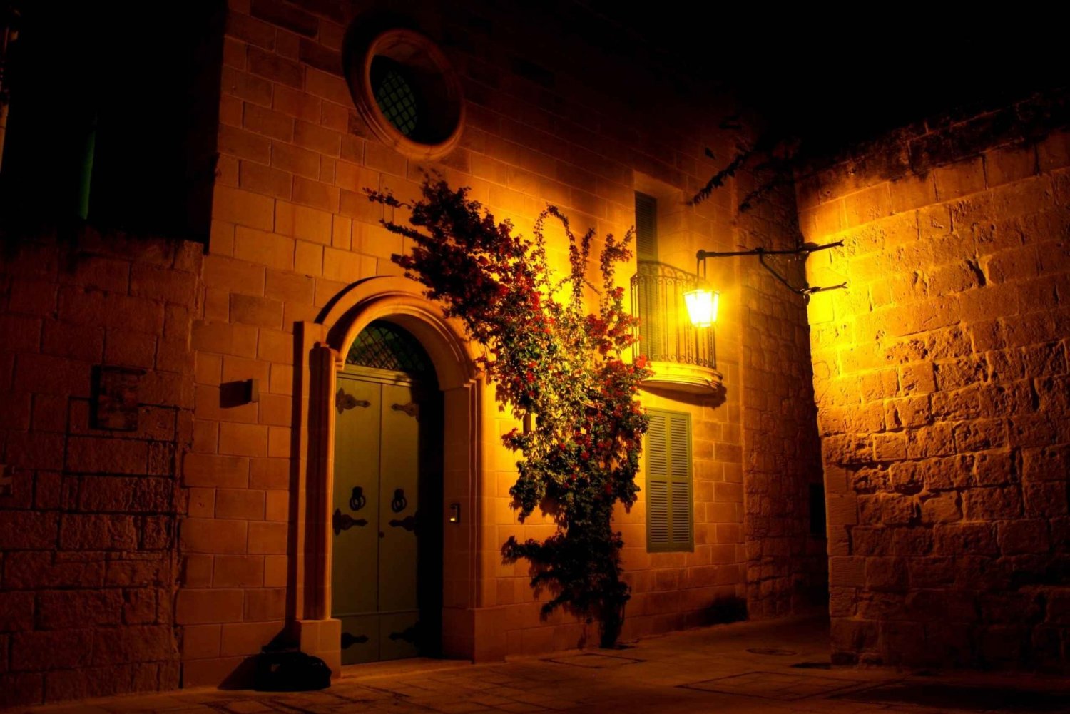 Mdina: Valletta Waterfront Area, Mdina, and Rabat Night Tour