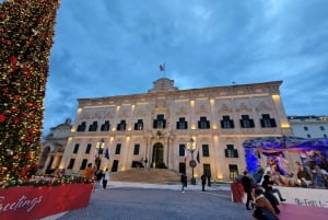 Valletta: Private Walking Tour with Local Guide