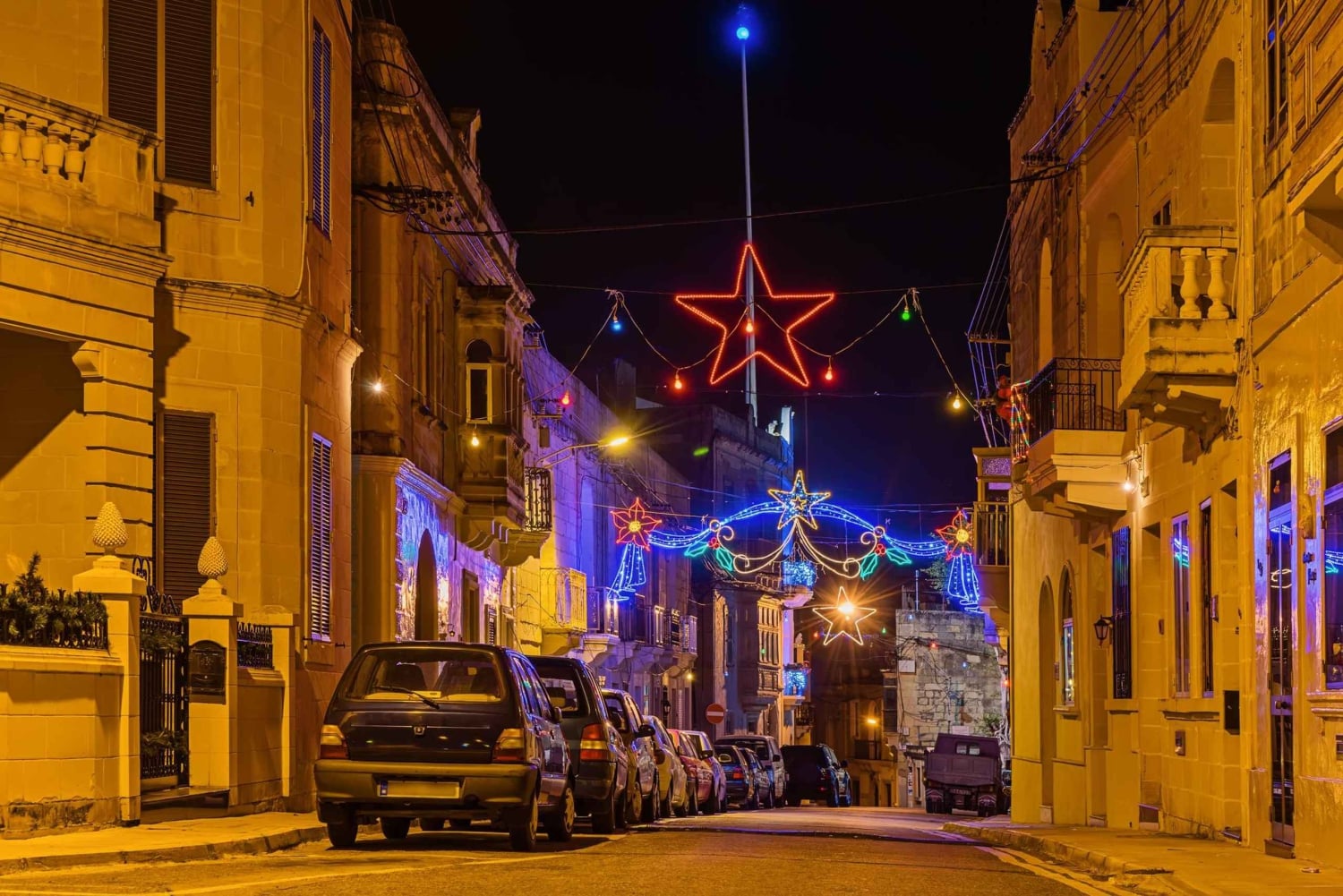 Valletta’s Festive Lights Tour: A Private Christmas Walk