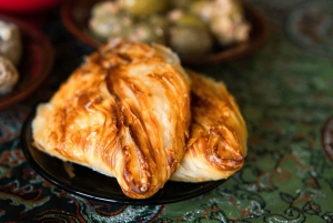 Valletta Street Food & History Tour med private transfers