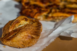 Valletta Street Food & History Tour med private transfers