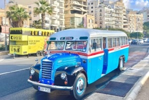 Valletta: Søndagens veteranbus til Marsaxlokk
