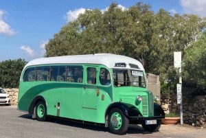 La Valletta: autobus vintage domenicale per Marsaxlokk