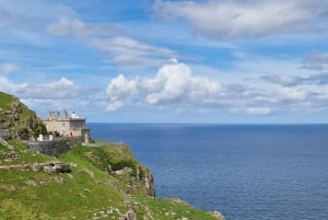 From Manchester: North Wales and Caernarfon Castle Day Trip