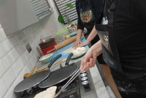 Manchester: Chapatti n Curry Cooking Class