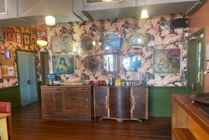 Manchester tour met chauffeur en transfer in een Mercedes V-klasse