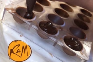Manchester: Aula de confeção de praliné de chocolate (bombom)