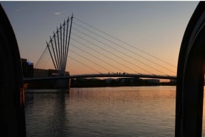 Manchester: Elvis-on-the-River Cruise