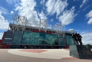 Manchester: Football Heritage Private Guided Tour