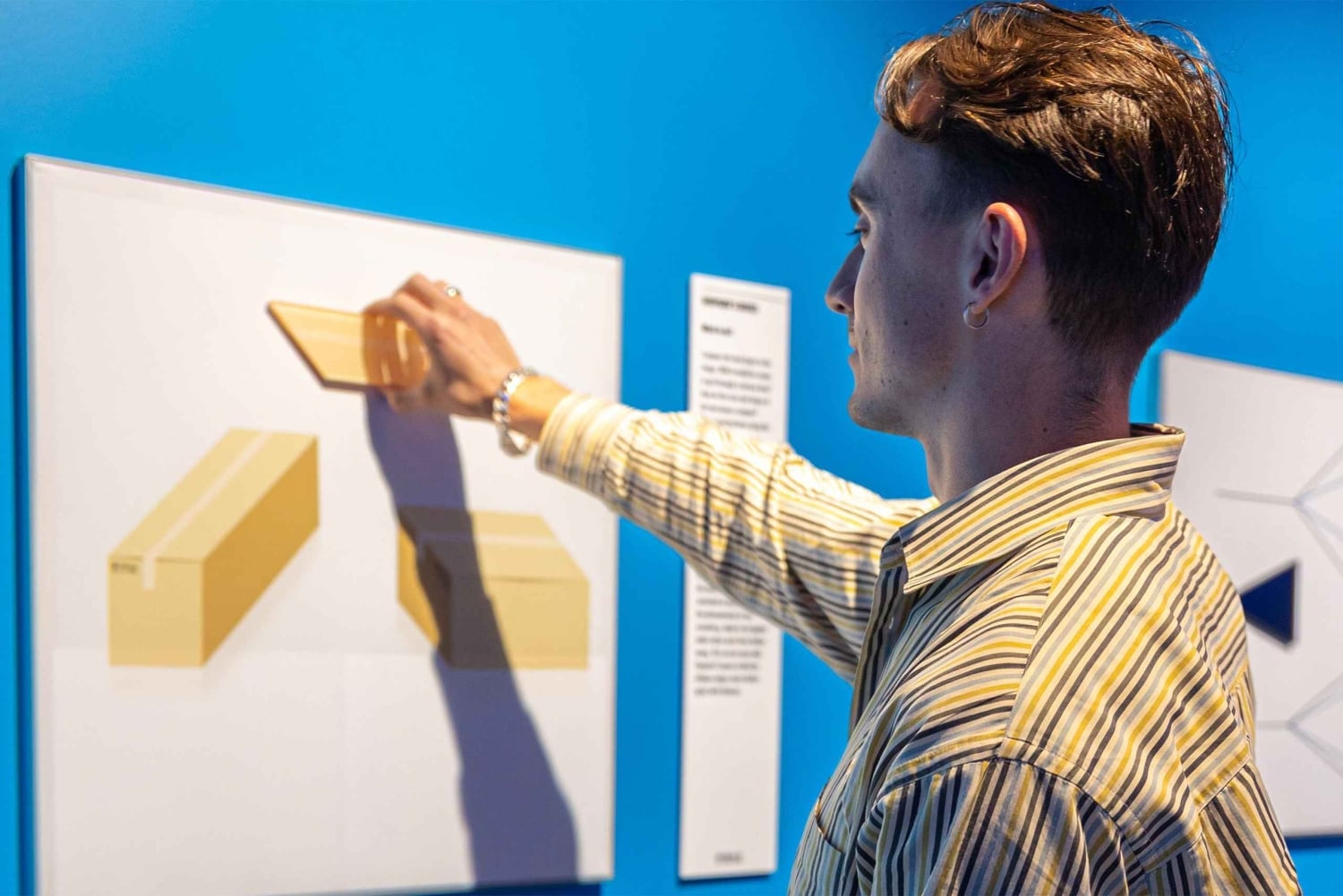 Manchester: Museum of Illusions Early Bird Entry