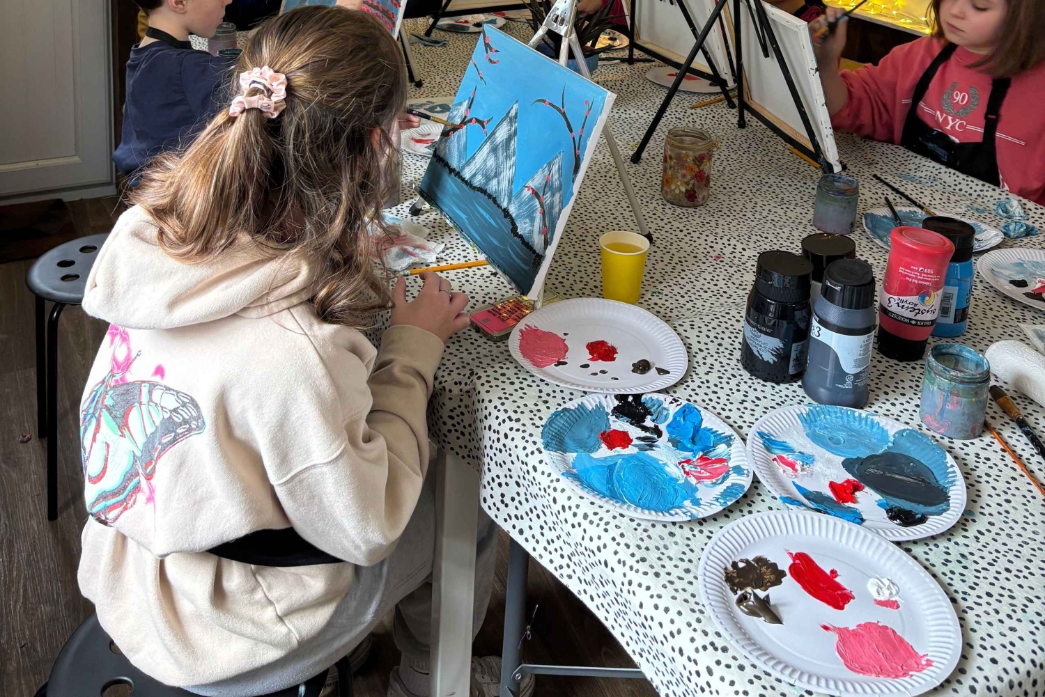 Manchester: Private Art/Craft Workshop guided by an artist.