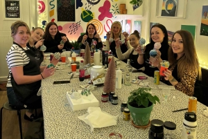 Manchester: Private Art/Craft Workshop guided by an artist.