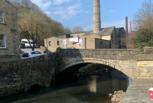 Manchester tour met chauffeur en transfer in een Mercedes V-klasse