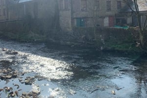 Manchester tour met chauffeur en transfer in een Mercedes V-klasse