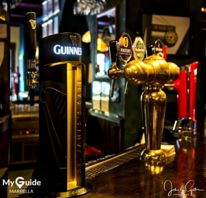 Claddagh Irish Bar