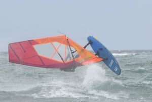 Costa del Sol: Dynamic Windsurfing Class for Beginners