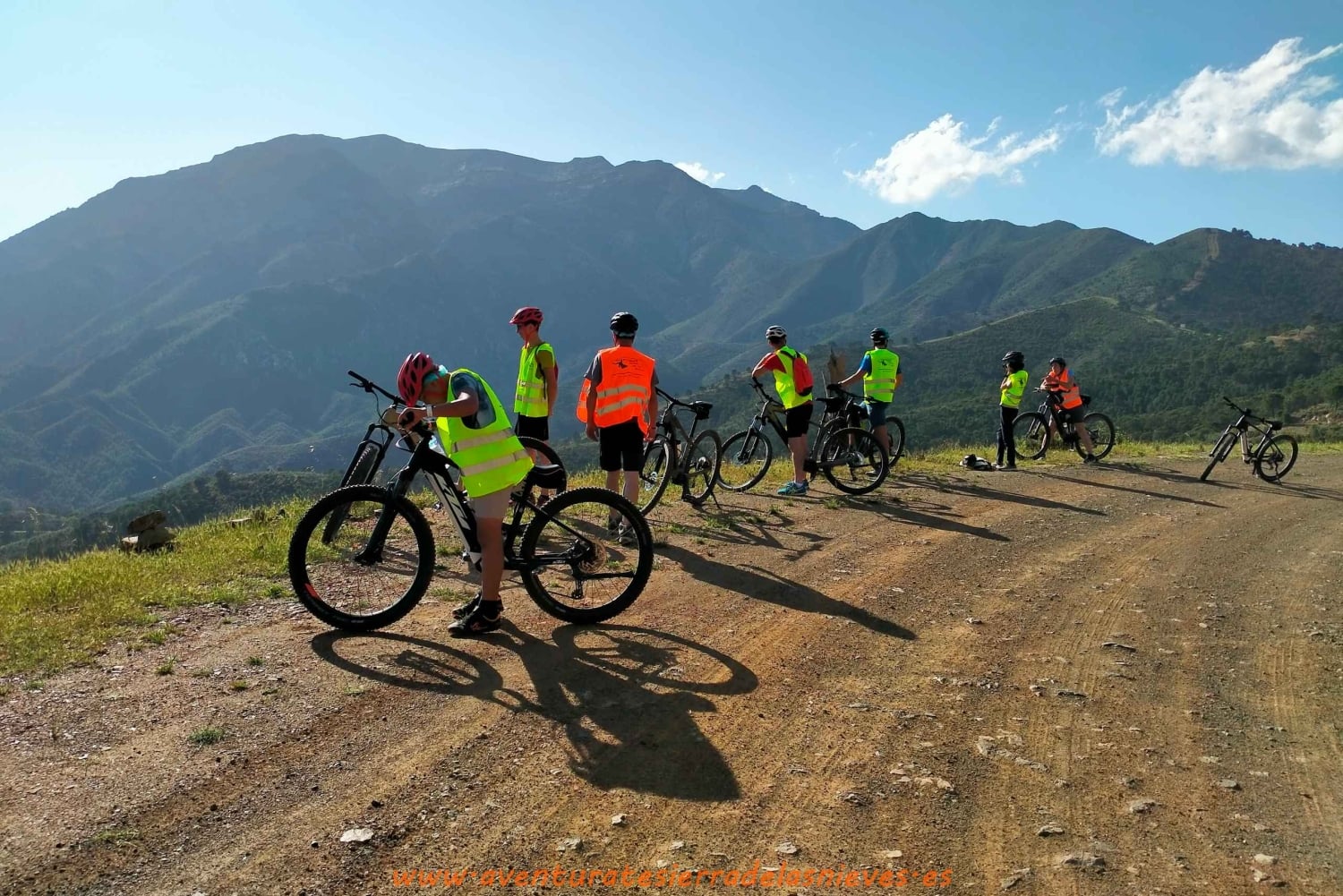 Mountain bike elétrica no parque nacional Sierra de las Nieves