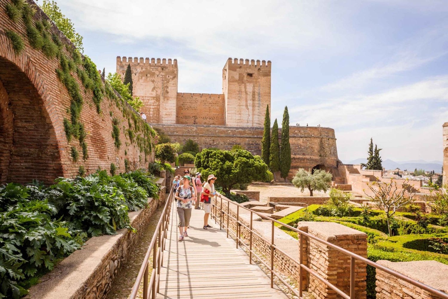 Fra Costa del Sol: Granada, Alhambra & Generalife dagstur