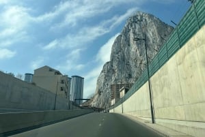 z La Cala/Marbella/Estepona: prywatna wycieczka zakupowa VIP na Gibraltar