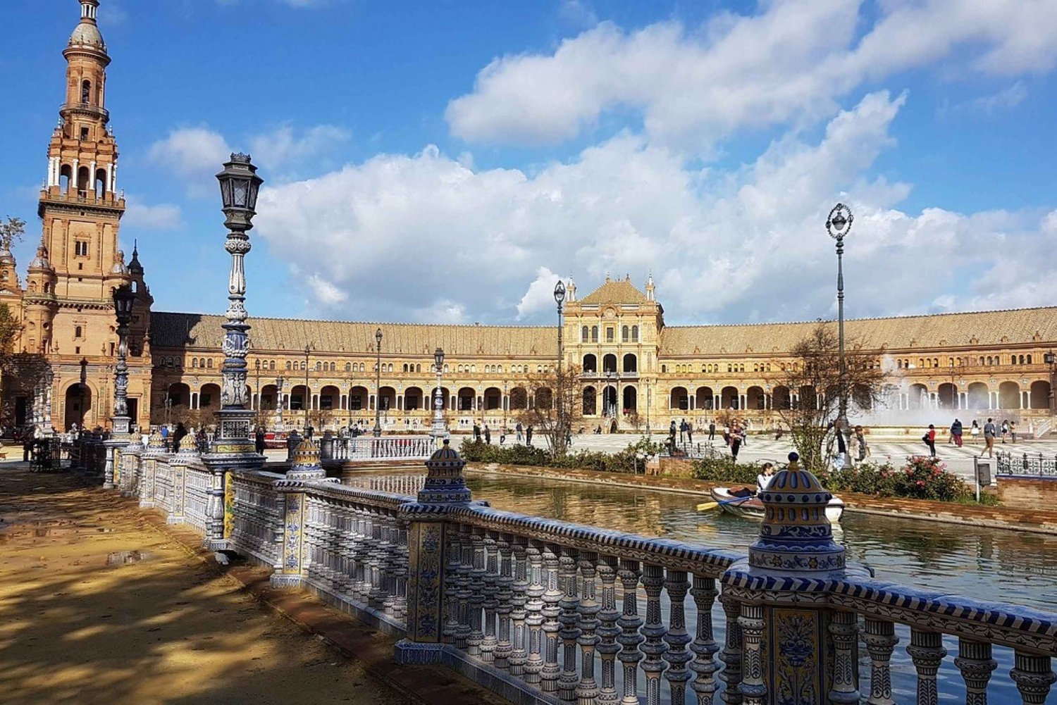 Da Malaga: escursione a Siviglia con biglietti per il Real Alcázar