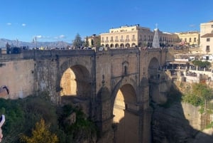 from Marbella / Estepona: PRIVATE tour to Ronda incl. transfer and tapas