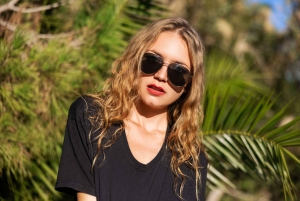 Fra Marbella: VIP-byrundtur i Malaga i Tesla X med 360° filmoptagelser