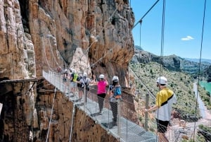 From Marbella or Estepona: Caminito del Rey Guided Day Trip