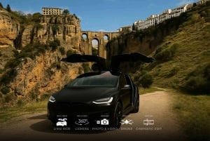 Depuis Marbella : excursion privée panoramique à 360° vers Ronda en Tesla X