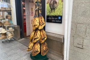 Z Marbelli: prywatna wycieczka do Ronda, w tym transfer, kawa, arena walk byków, tapas, drinki