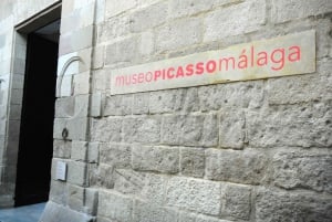 Malaga: Old Tour Walking Tour w/Cathedral & Picasso Museum