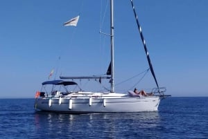 Marbella: 3 hour shared Sailing Experience