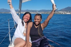 Marbella: sunset sailboat trip Drinks-Snacks,2 hour