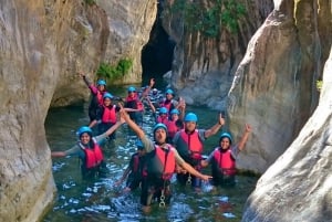 Marbella: Beginner Canyoning Tour with Safety Equipment
