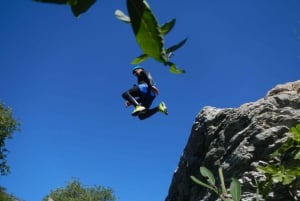 Marbella: Beginner Canyoning Tour with Safety Equipment