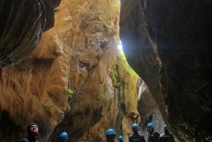 Marbella: Beginner Canyoning Tour with Safety Equipment