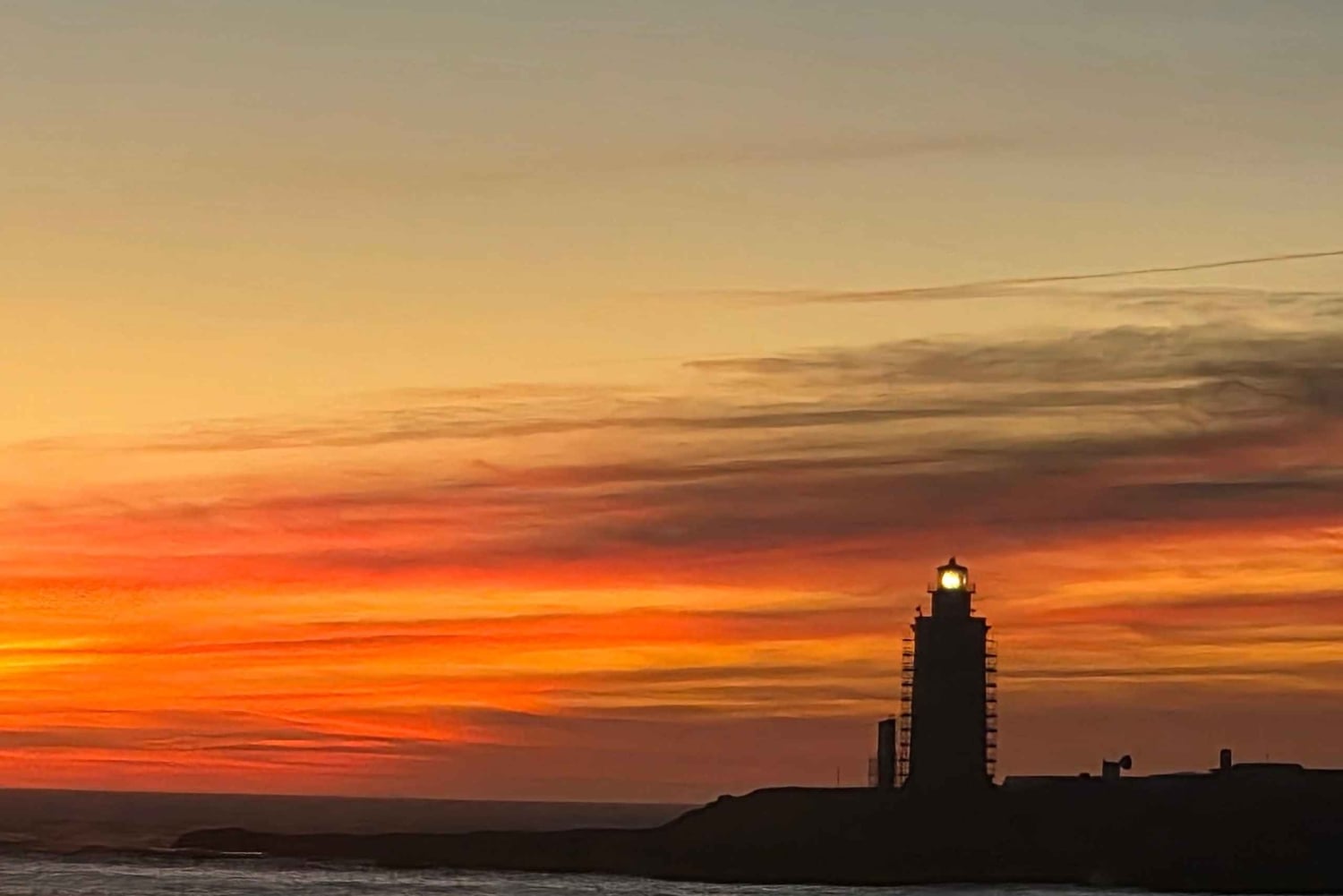 Boottocht in Marbella, snacks, drankjes en muziek