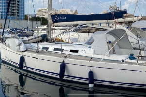 Boottocht in Marbella, snacks, drankjes en muziek