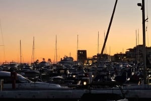 Marbella: rejs katamaranem o zachodzie słońca z napojami i przekąskami